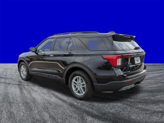 Certified 2026 Ford Explorer Active w/ Active Comfort Package RWD image 6