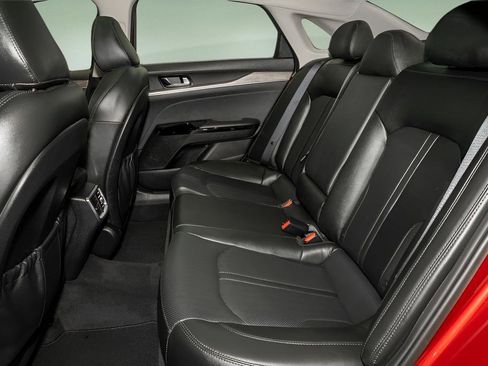 Used 2021 Kia K5 EX image 6