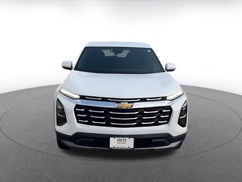 Used 2025 Chevrolet Equinox LT FWD image 2