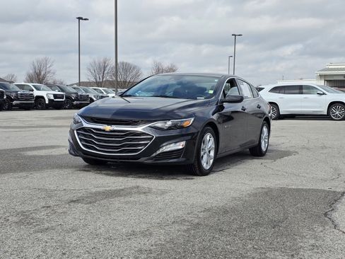 Used 2023 Chevrolet Malibu LT image 3