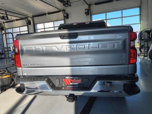 Used 2025 Chevrolet Silverado 1500 LT image 5
