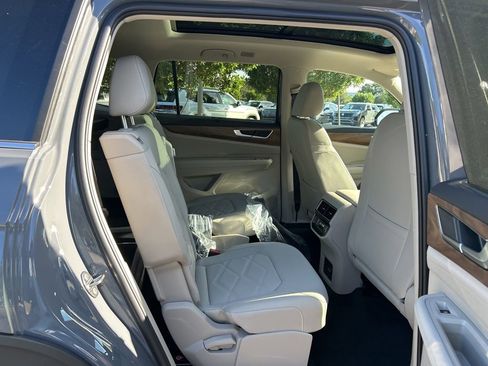 New 2026 Volkswagen Atlas SE FWD image 46
