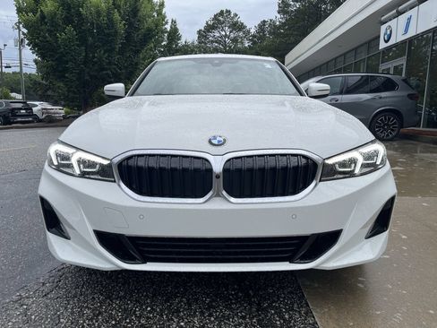 Used 2026 BMW 330i Sedan w/ Premium Package RWD image 3