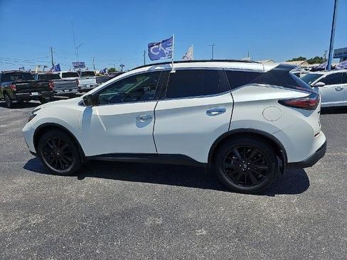 Used 2023 Nissan Murano SV w/ SV Midnight Edition Package FWD image 3