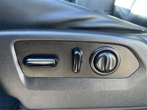 Used 2019 GMC Sierra 1500 SLT w/ SLT Premium Plus Package image 12