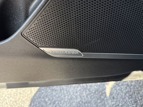 Used 2023 Kia Sportage SX image 18