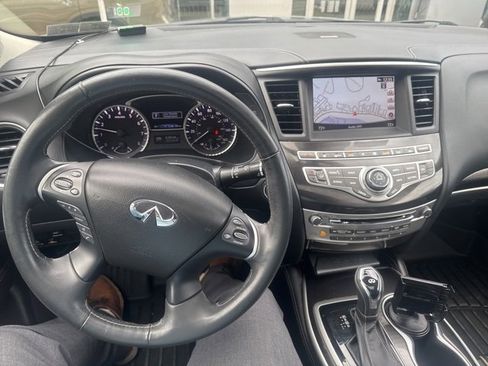 Used 2019 INFINITI QX60 Luxe w/ Essential Package image 15