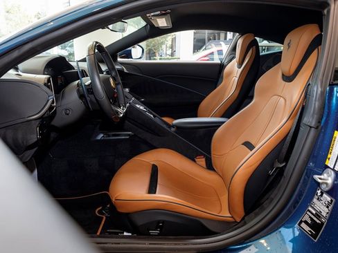 Used 2024 Ferrari Roma image 23