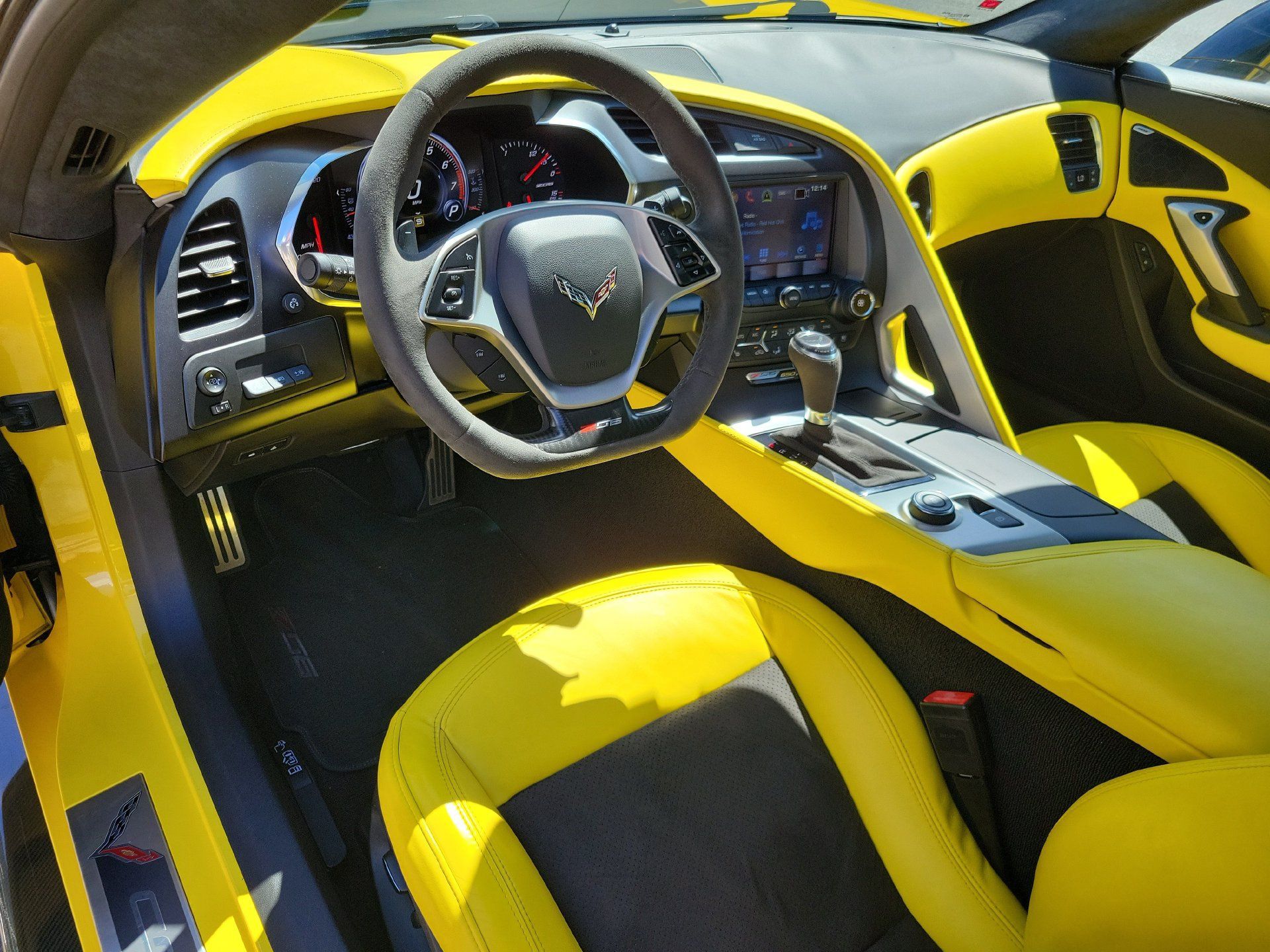 Used 2019 Chevrolet Corvette Z06 RWD image 22