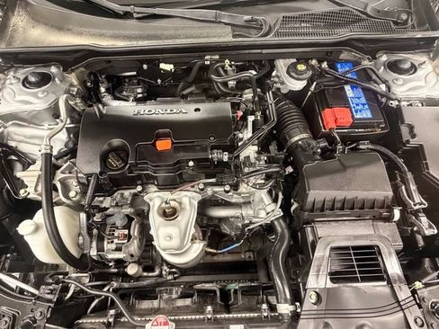 Used 2024 Honda Civic Sport image 9