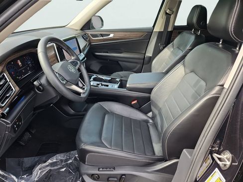Certified 2024 Volkswagen Atlas SEL AWD/4WD image 36