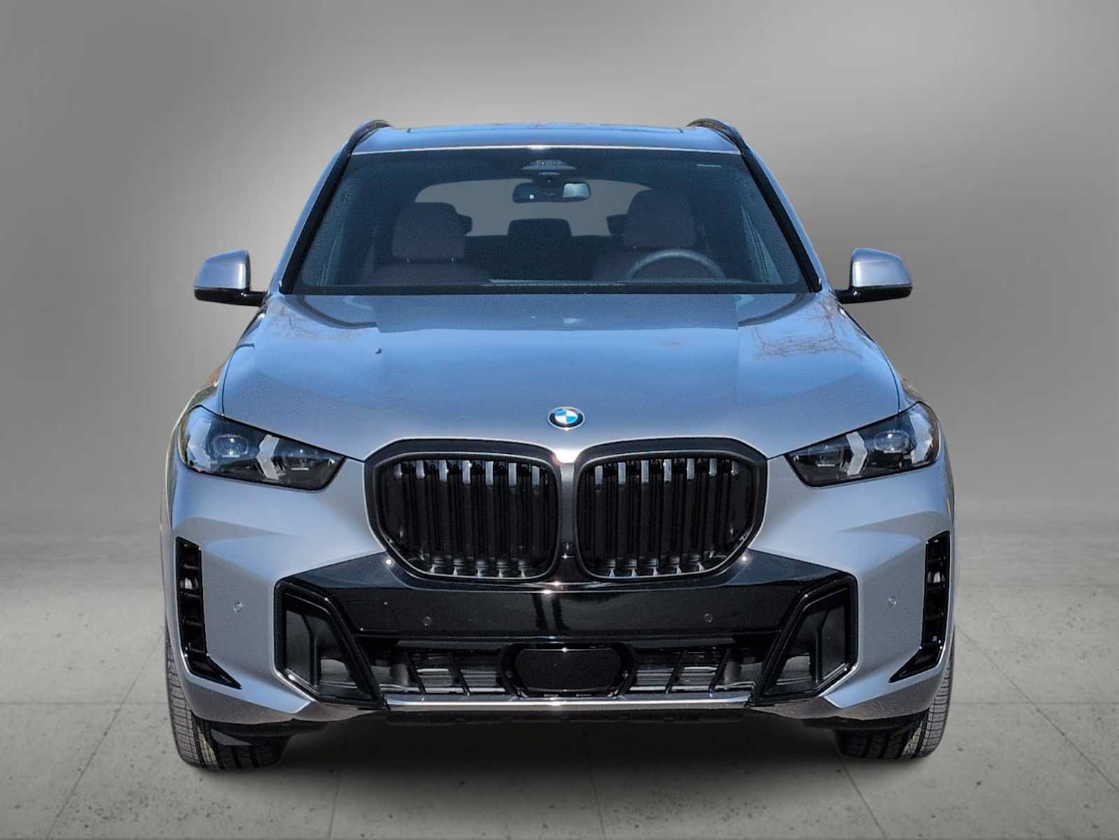 Used 2026 BMW X5 xDrive40i w/ M Sport Package AWD/4WD image 3