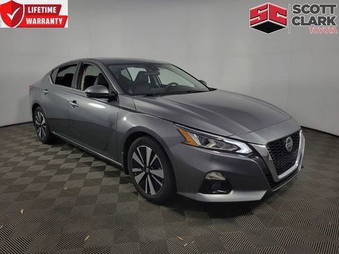 Used 2021 Nissan Altima 2.5 SL image 1