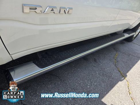 Used 2024 RAM 1500 4x4 Crew Cab image 6