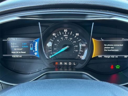 Used 2018 Ford Fusion Energi Titanium image 32