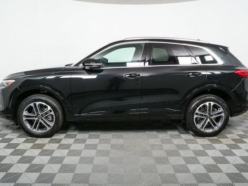 New 2025 Audi Q5 Premium Plus image 32