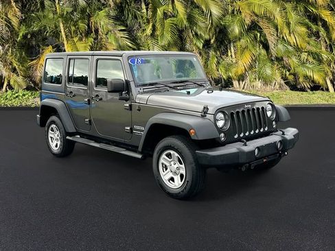 Used 2018 Jeep Wrangler Unlimited Sport w/ Connectivity Group image 2