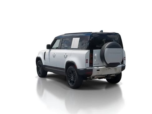 Used 2025 Land Rover Defender 110 S AWD/4WD image 6