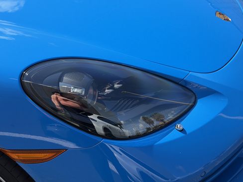 Certified 2025 Porsche 718 Boxster RWD image 11
