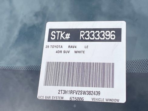 Certified 2025 Toyota RAV4 LE image 15