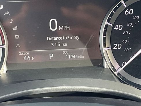 Used 2025 Toyota Highlander LE image 43