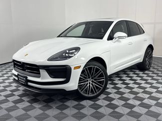 Used 2024 Porsche Macan w/ Premium Plus Package image 1