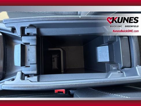 Used 2025 Nissan Rogue SV image 26