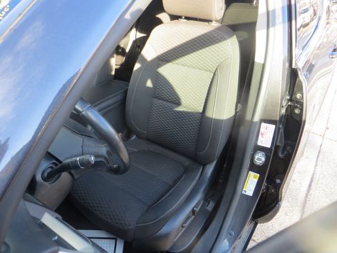 Used 2018 GMC Acadia SLE w/ Driver Alert Package I image 21