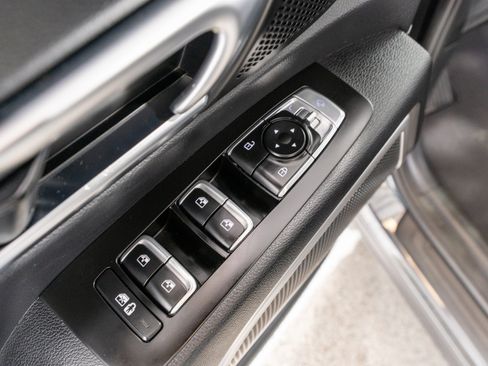 Used 2020 Kia Telluride EX w/ Towing Package FWD image 12