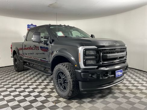 New 2026 Ford F250 Lariat w/ Black Appearance Package AWD/4WD image 1