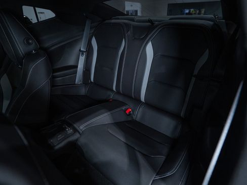 Used 2018 Chevrolet Camaro SS image 22
