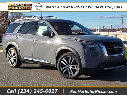 New 2025 Nissan Pathfinder Platinum w/ Cargo Package