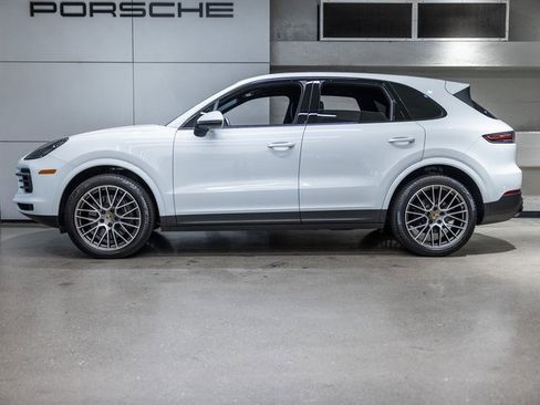Certified 2023 Porsche Cayenne Platinum Edition w/ Premium Package Plus image 2