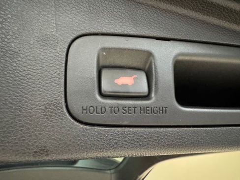 Used 2017 Honda CR-V EX-L image 23