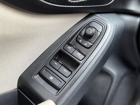 Used 2019 Subaru Impreza 2.0i image 14