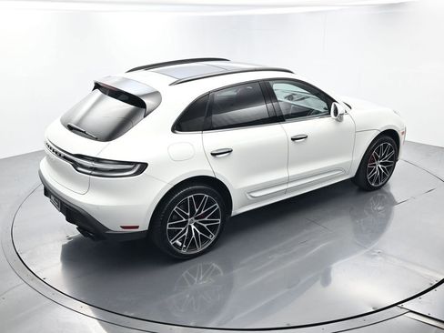Certified 2023 Porsche Macan S AWD/4WD image 41