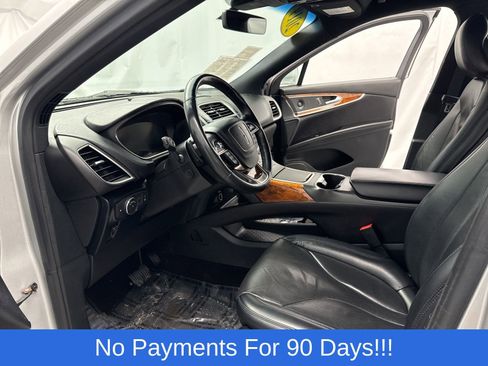 Used 2019 Lincoln Nautilus Reserve image 10