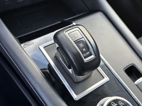 Used 2024 Mitsubishi Outlander SE image 15