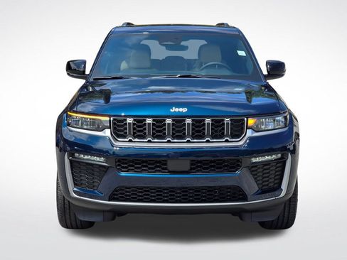 New 2026 Jeep Grand Cherokee Limited w/ Trailer Tow Package AWD/4WD image 16