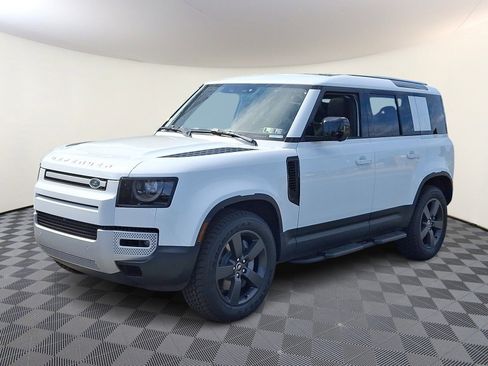 New 2025 Land Rover Defender 110 S image 1