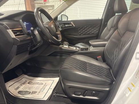Used 2023 Mitsubishi Outlander SEL image 16