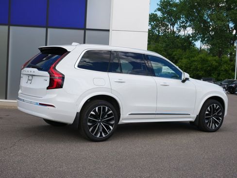 New 2026 Volvo XC90 T8 Plus w/ Protection Package Premier AWD/4WD image 3