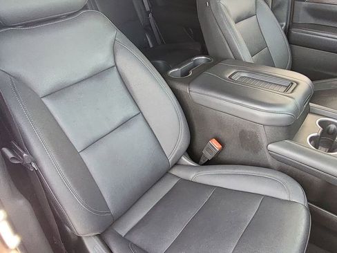 Used 2023 Chevrolet Tahoe Z71 w/ Luxury Package image 35