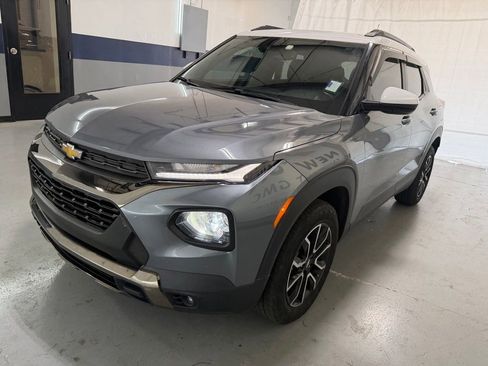 Used 2021 Chevrolet TrailBlazer ACTIV w/ Technology Package AWD/4WD image 22