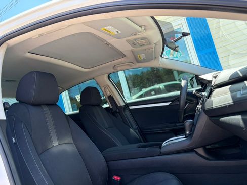 Used 2018 Honda Civic EX image 29