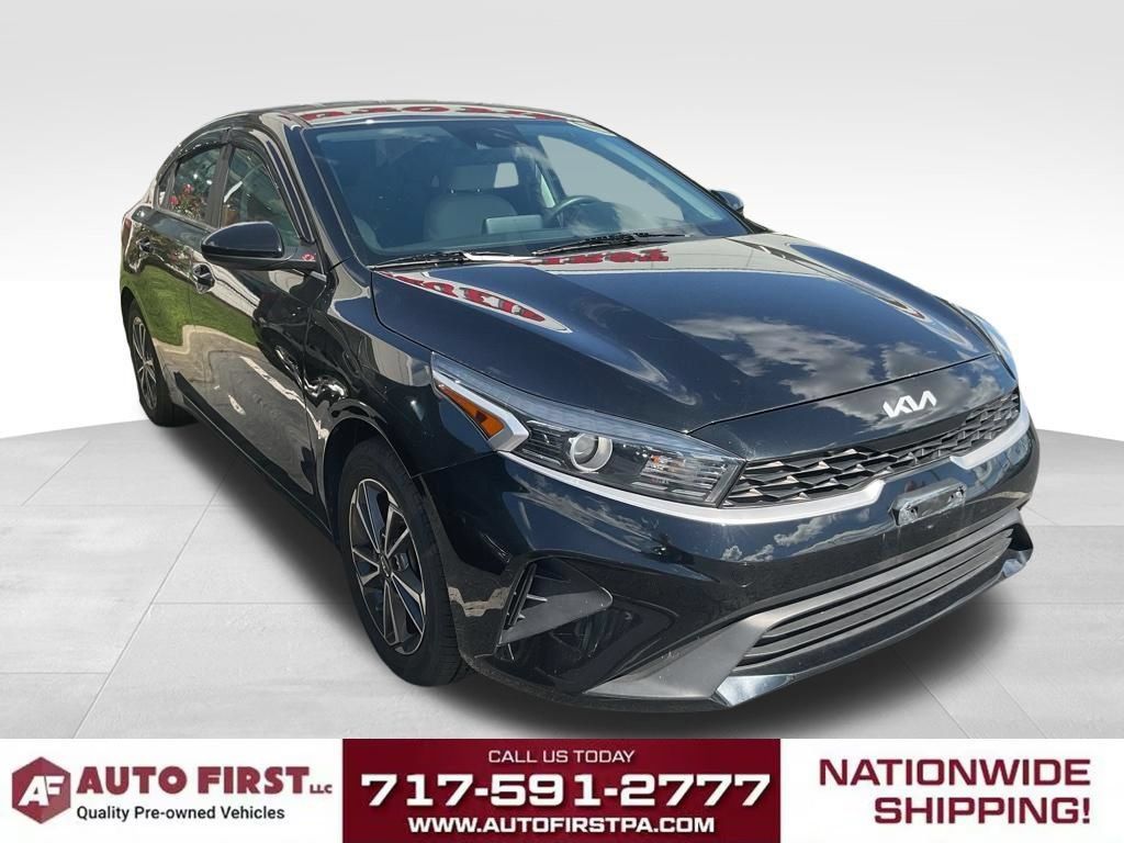 Used 2022 Kia Forte LXS FWD image 1