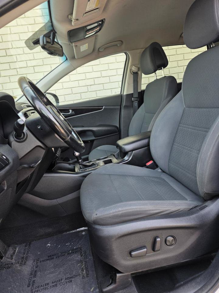 Used 2016 Kia Sorento AWD w/ LX Convenience Package image 10