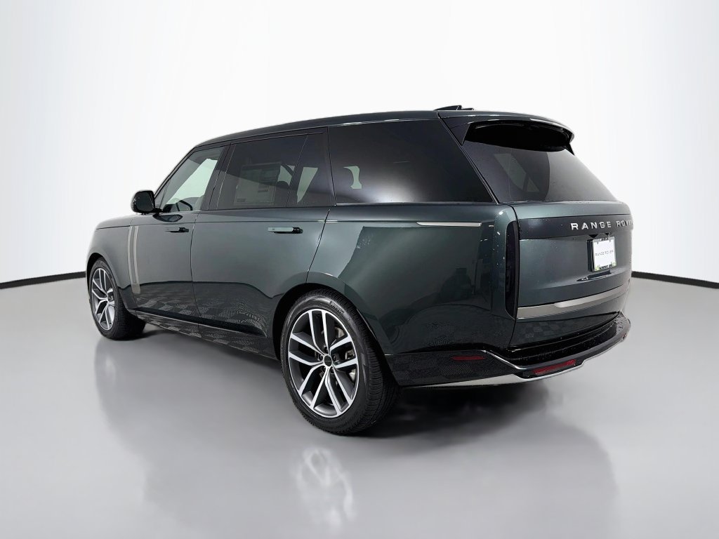 New 2026 Land Rover Range Rover Long Wheelbase SE AWD/4WD image 7