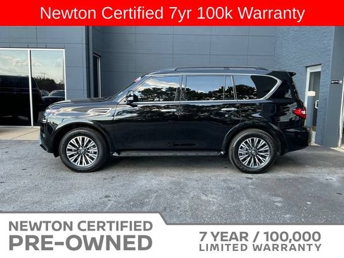Used 2023 Nissan Armada SL w/ Midnight Edition Package AWD/4WD image 3