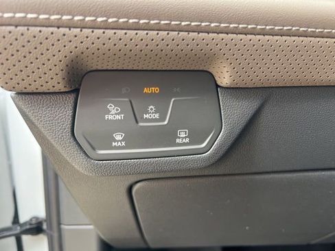 New 2026 Volkswagen Atlas SEL image 14